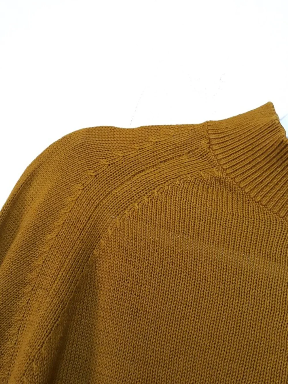 Everlane Sweater Crewneck 100% Cotton Gold Minimalist Clean Girl  XS